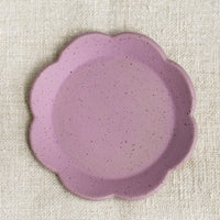 Lavender: A floral shaped trinket dish in purple.