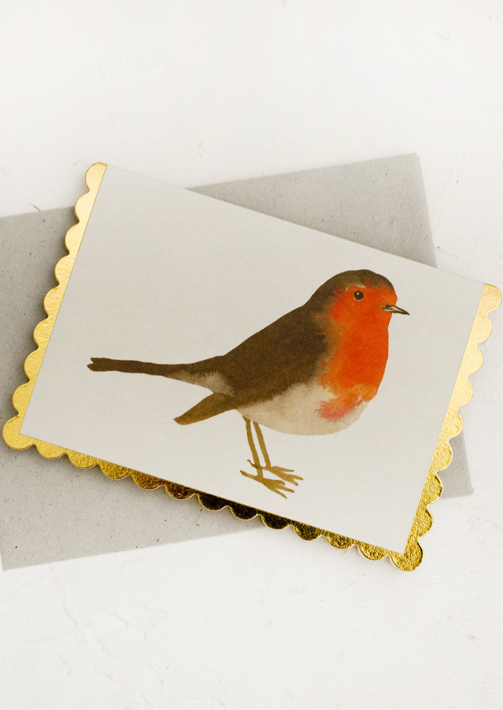 Robin: A scalloped edge greeting card with robin.