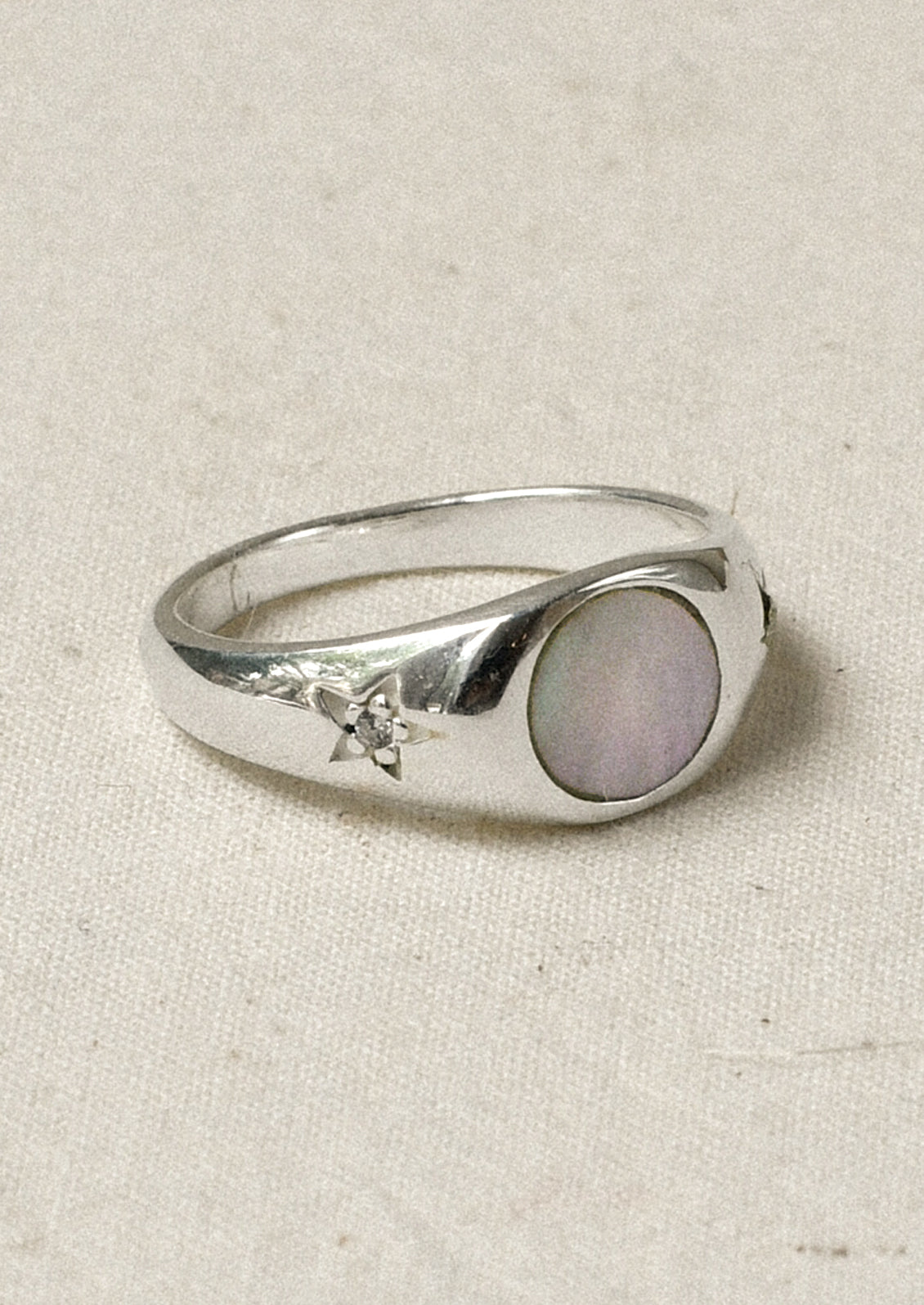 Nacre Star Signet Ring – LEIF