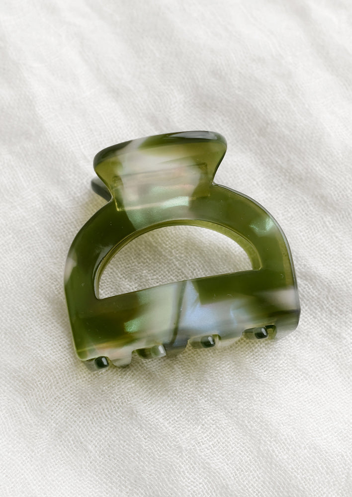 Arched Acetate Hair Claw