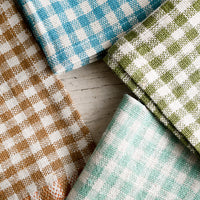 2: Gingham napkins in four assorted colors.