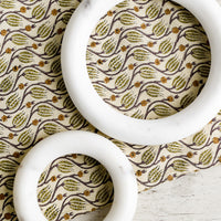 Small: Small and large size circular trivets.