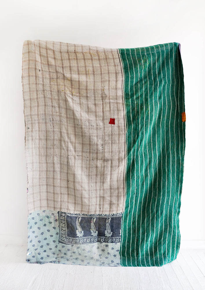 Vintage Patchwork Quilt No. 14 hover