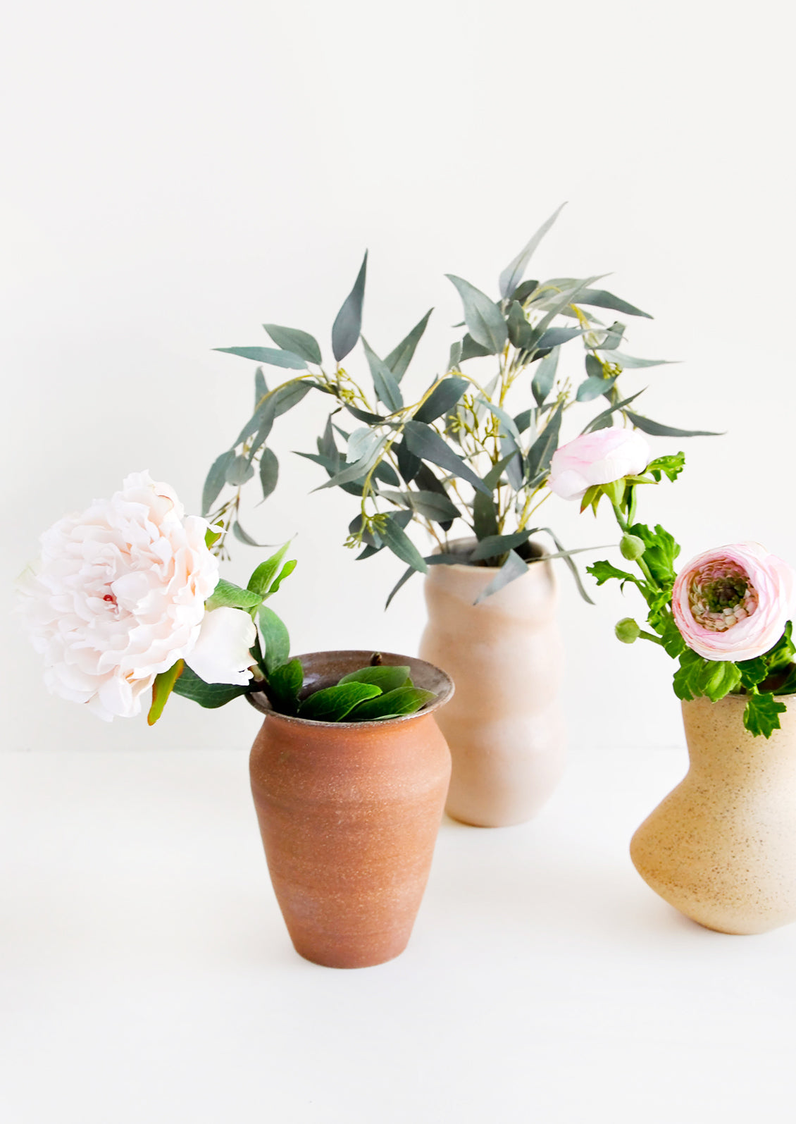 Calabash Ceramic Vase in - LEIF