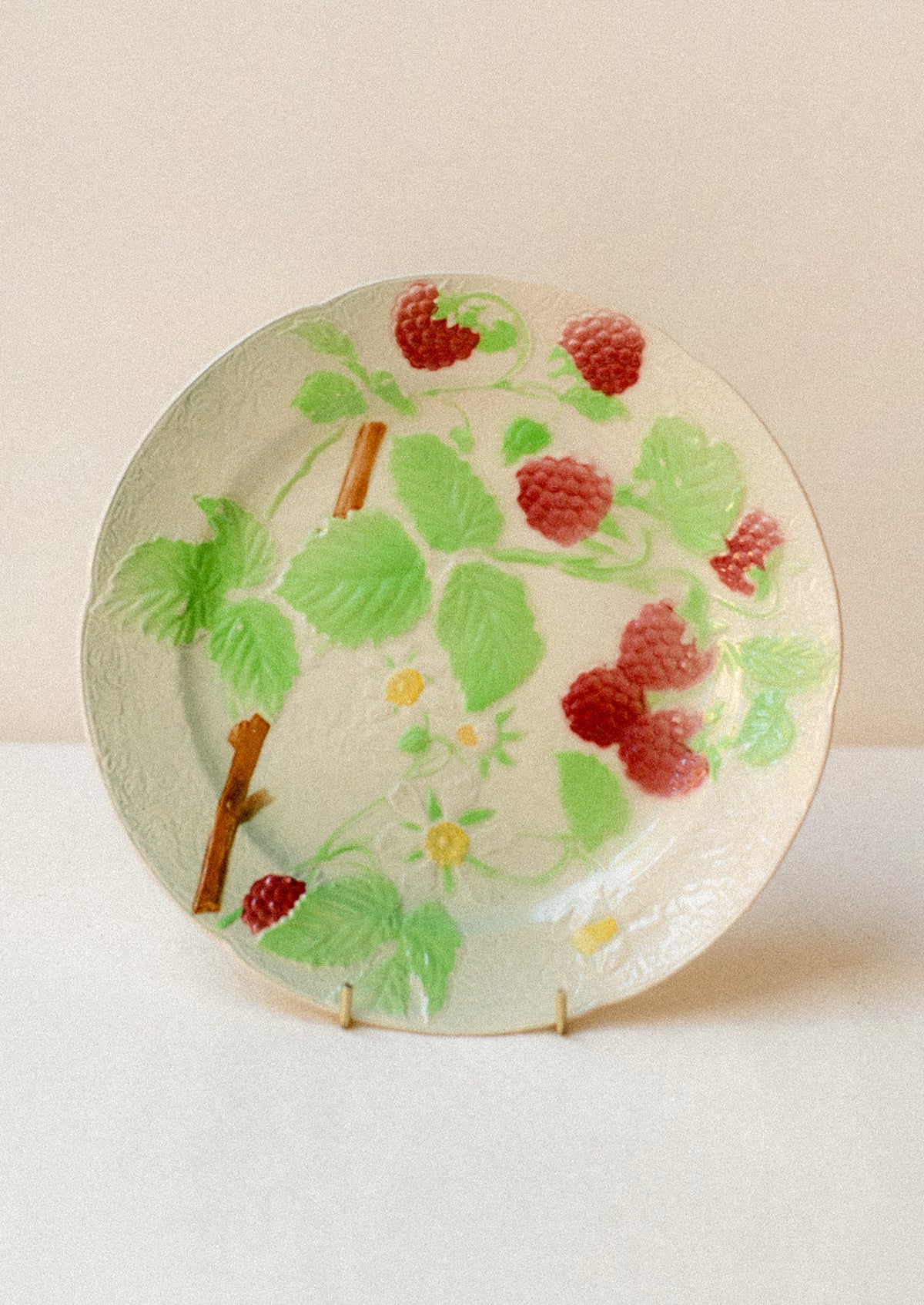 Ceramic Raspberry French Raspberry Side Plate – LEIF