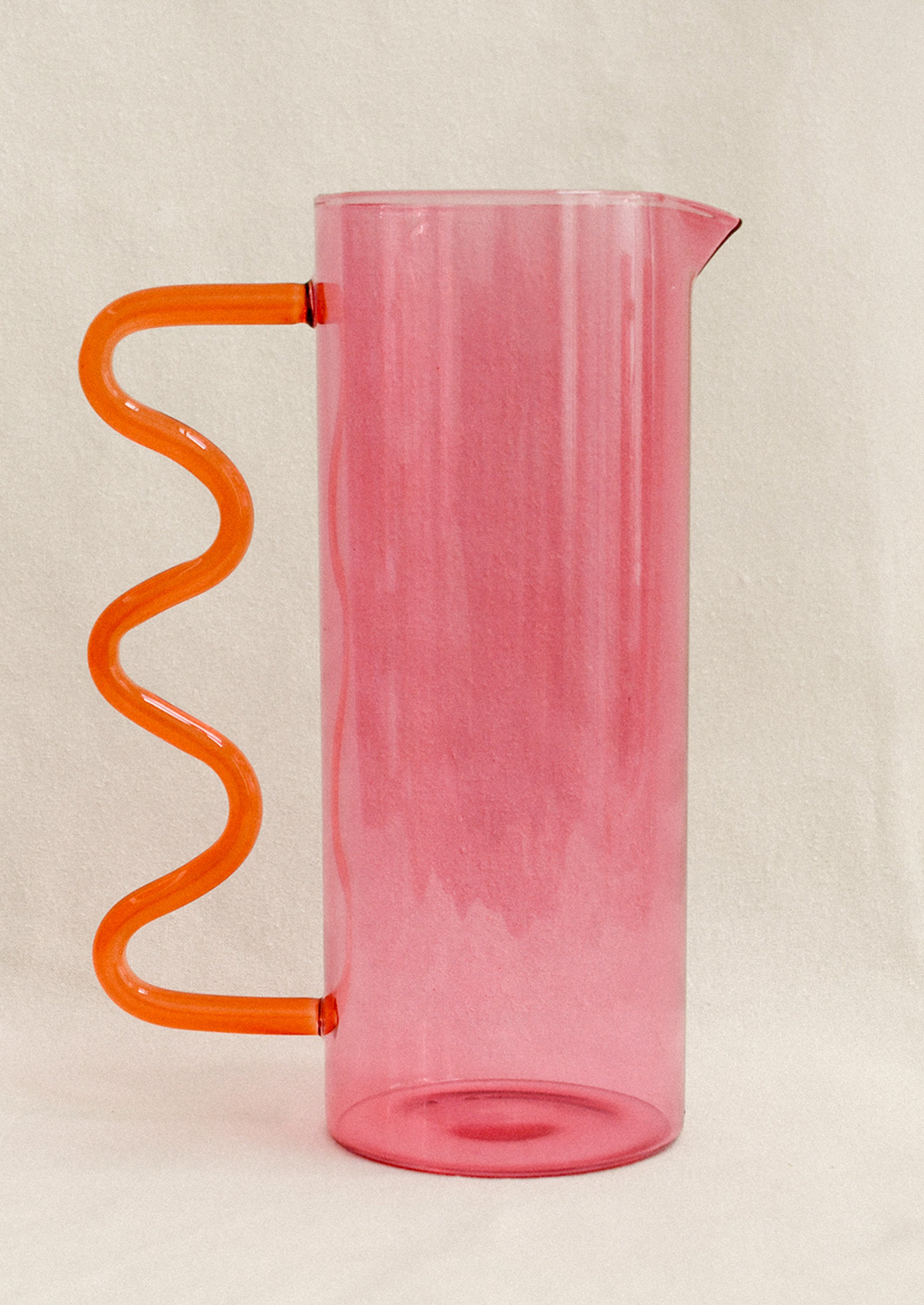 Leif Squiggle Pitcher