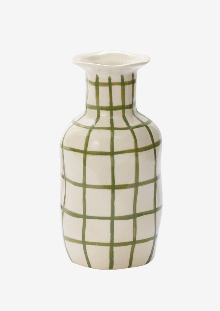 Court Ceramic Vase