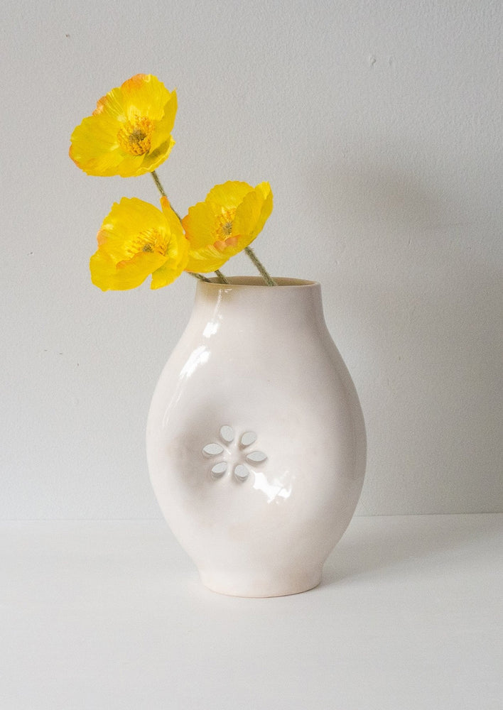 Daisy Ceramic Vase hover
