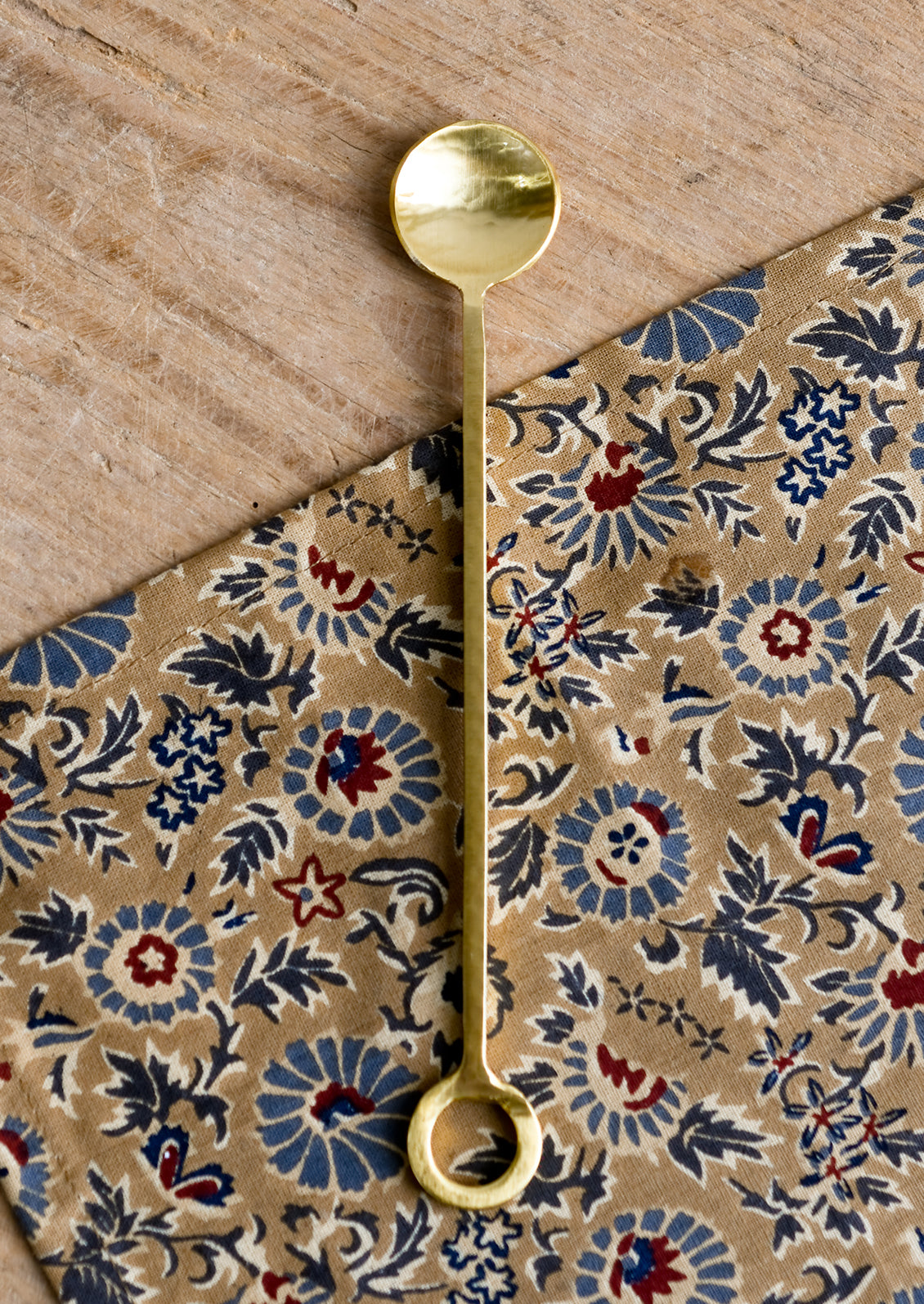 Golden Loop Spoon | LEIF