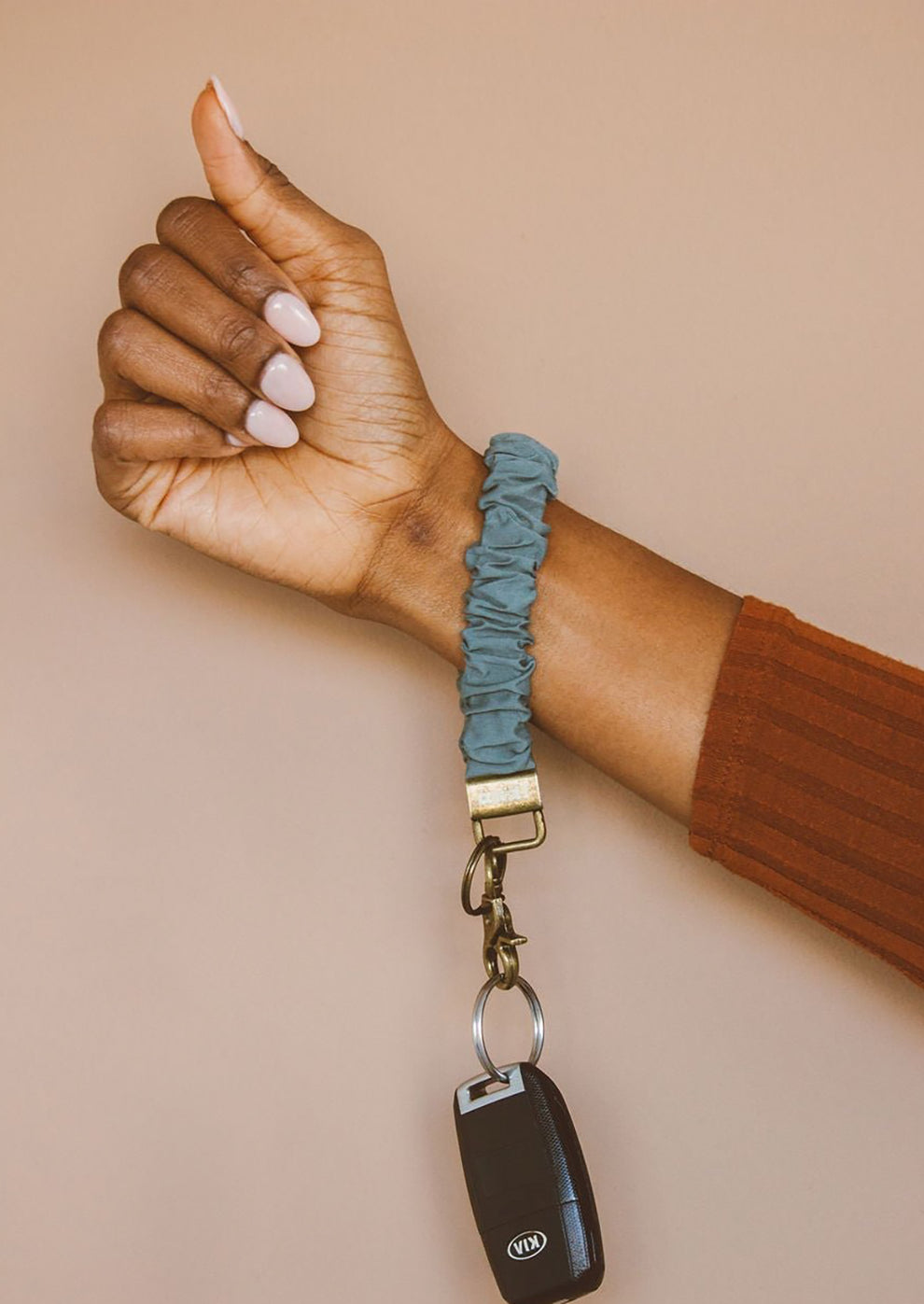 2-Pack Scrunchie Keychain Wristlet - Stretchy Hair Tie Key Ring Bracelet For Girls, Phone Lanyard