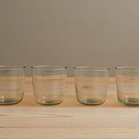 Classic: Drinking glasses with small ruffle edge.