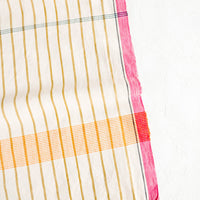 3: Cotton table runner in plaid/stripe print in a mix of bright colors