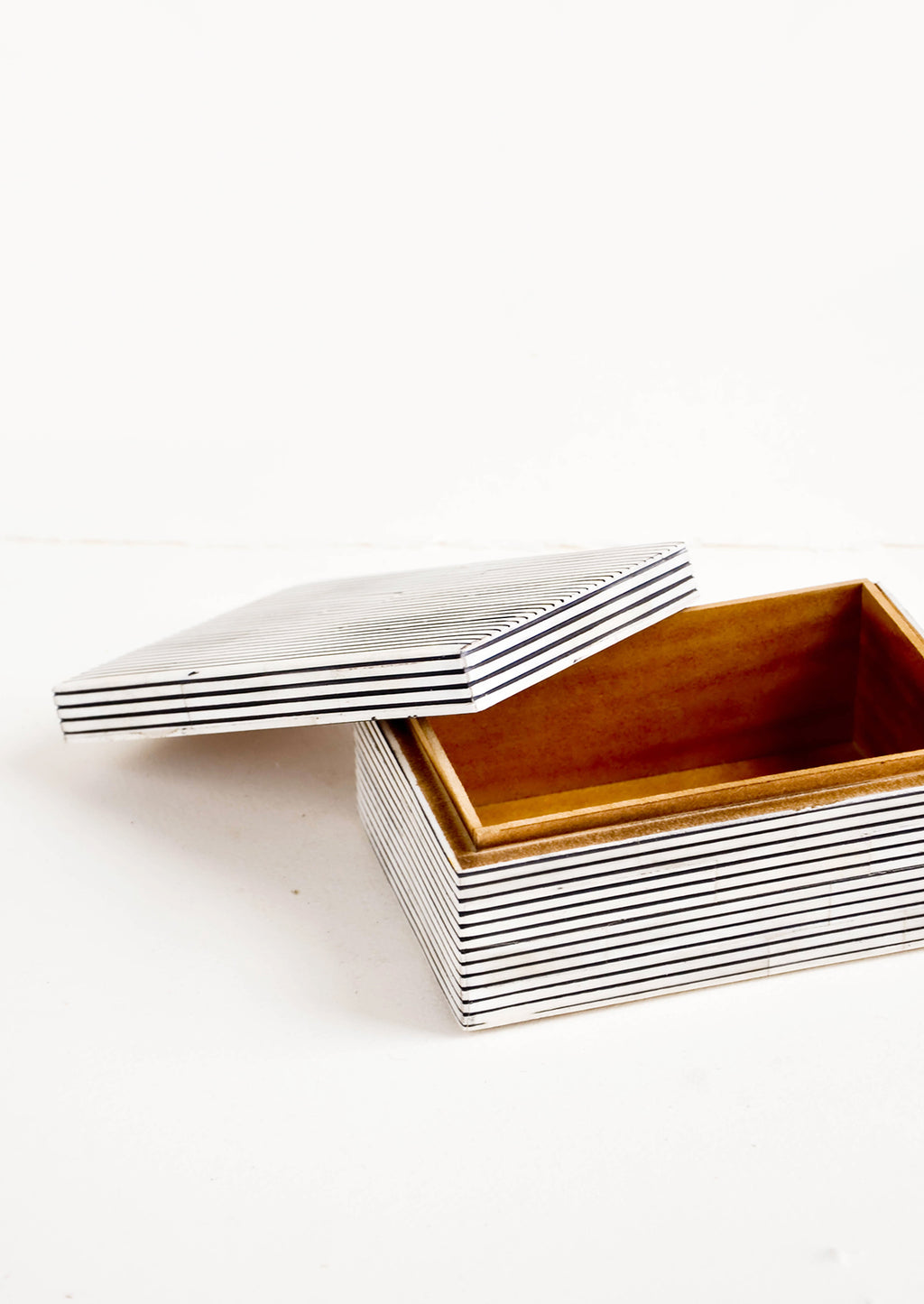 2: Small lidded storage box with wooden lining