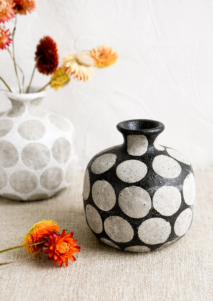 Colli Ceramic Vase hover
