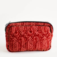 Small / Pinot Paisley: Flat and rectangular makeup travel bag with zip closure in wine & pink paisley