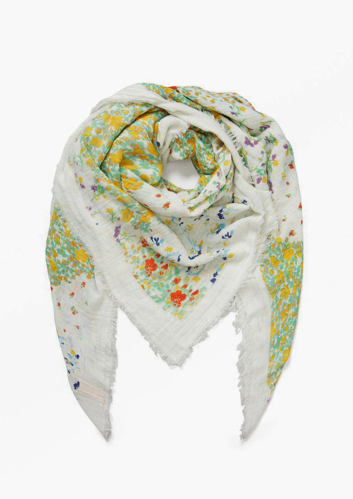 Floral Quiltwork Cotton-Cashmere Scarf hover