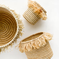 Extra Small / Natural / Natural: Round, natural raffia baskets with fringed raffia trim around top