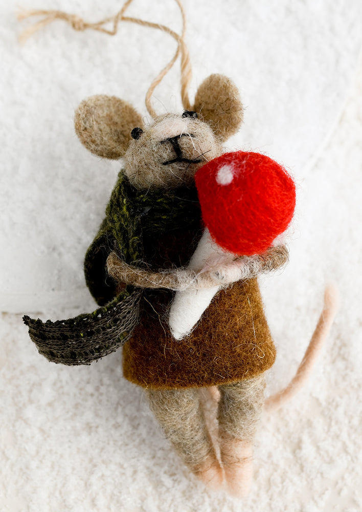 Forager Mouse Ornament