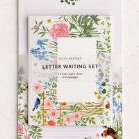 Garden Florals: A set of white and colorful garden print letter writing kit.