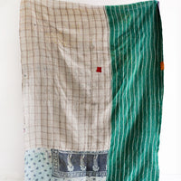 2: Vintage Patchwork Quilt No. 14 in  - LEIF