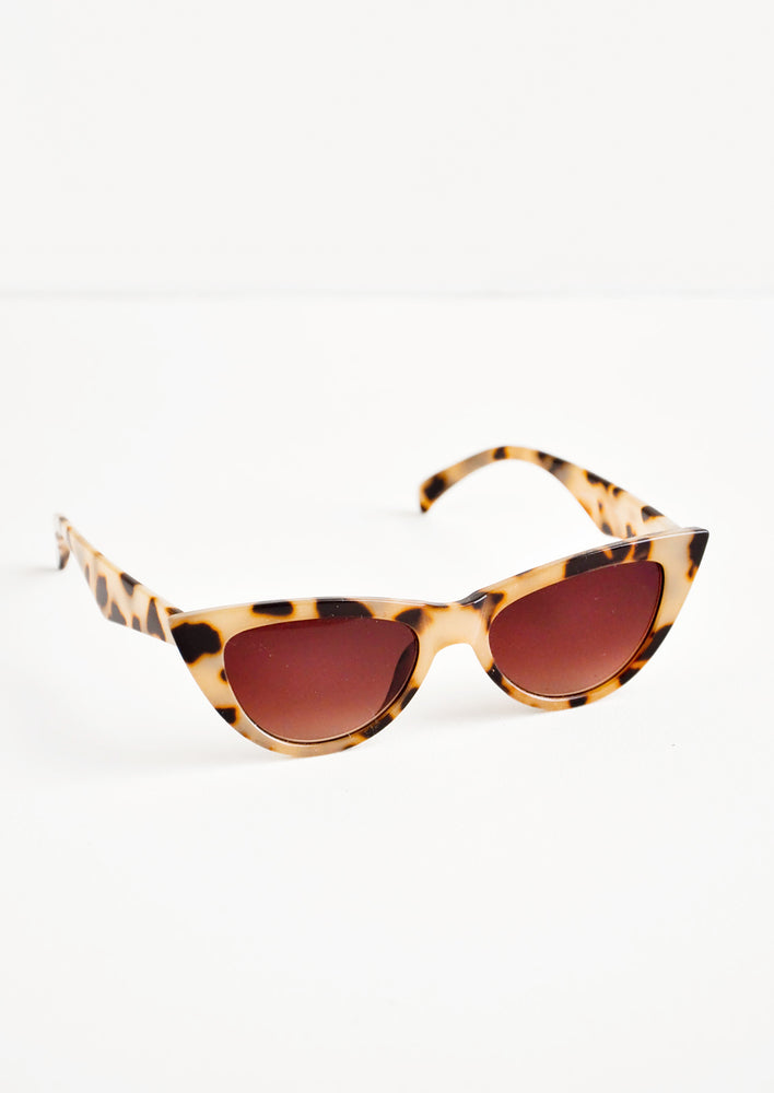 Sling Cat Eye Sunglasses