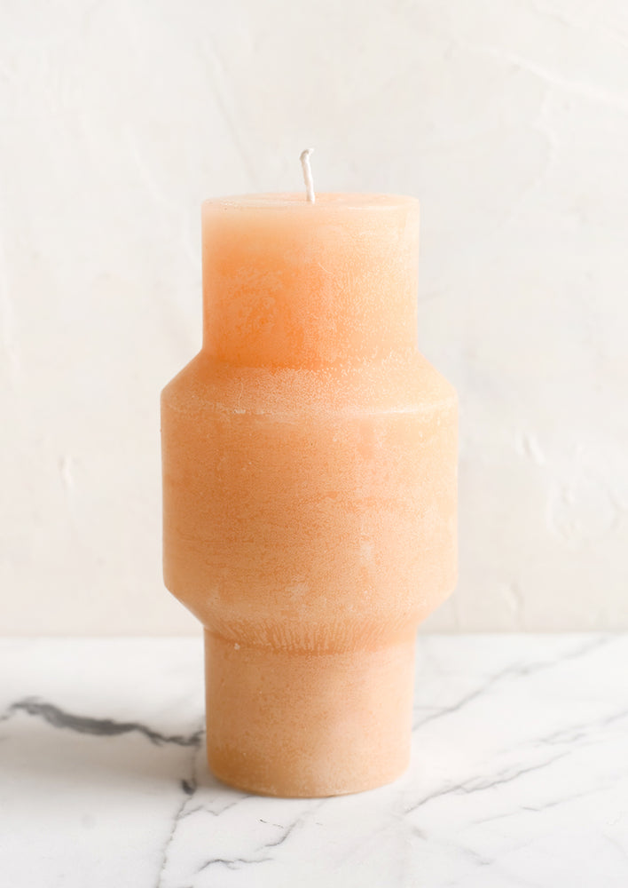 Medium (Plateau) / Pomelo: A medium carved pillar candle with waxy finish in pomelo.