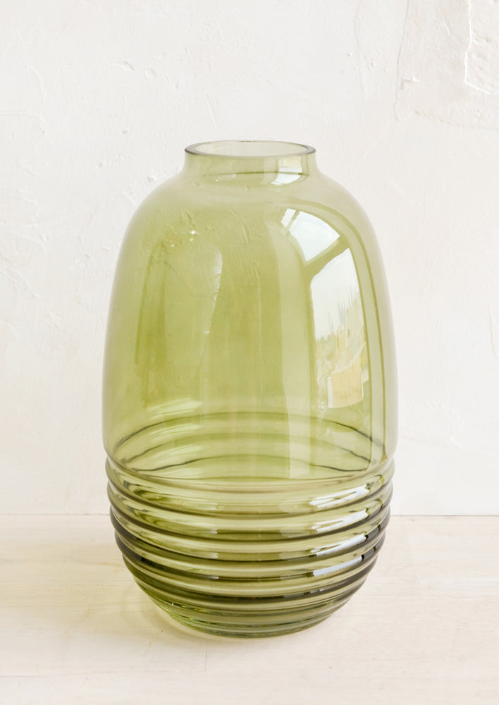 Verdant Glass Vase