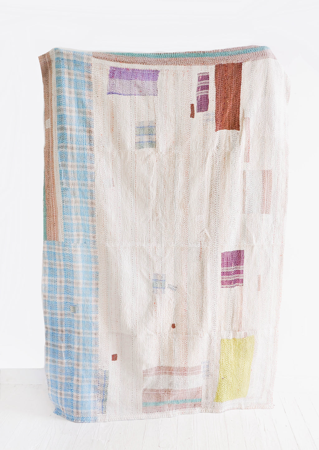 1: Vintage Patchwork Quilt No. 3 in  - LEIF
